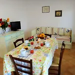 Apartmán Solevacanze L By Interhome